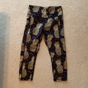 Constantly varied gear pineapple leggings